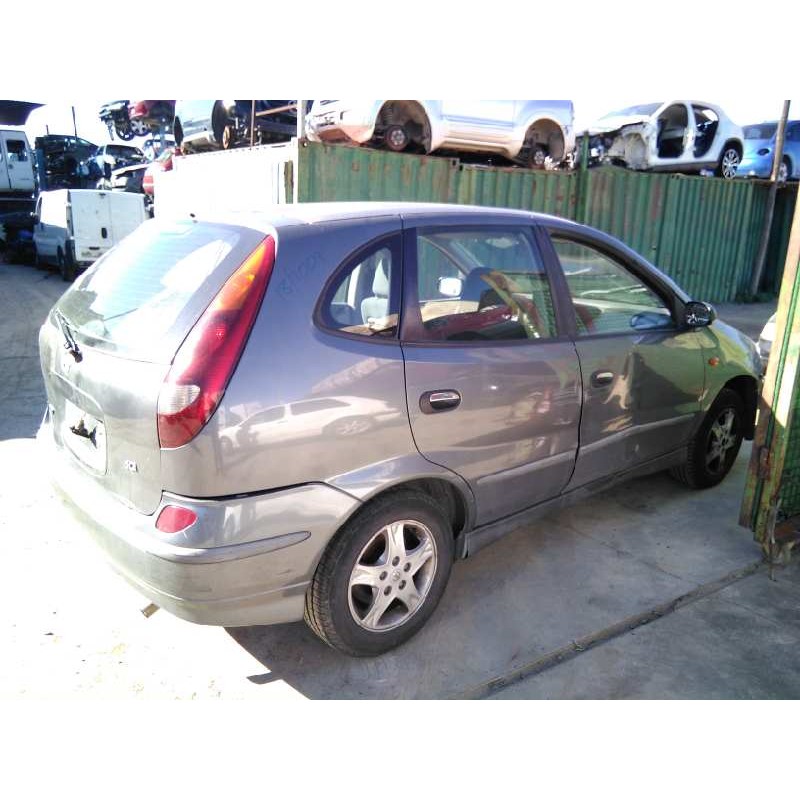 nissan almera tino (v10m) del año 2005