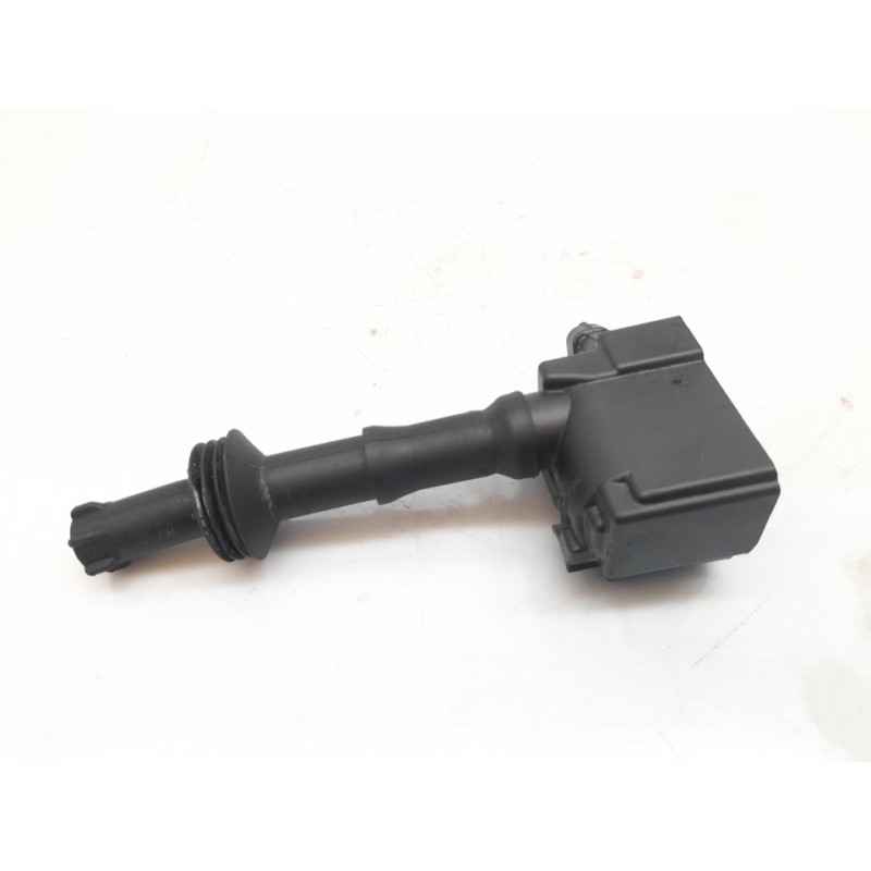 Recambio de bobina encendido para peugeot 3008 allure referencia OEM IAM 9808653680 3