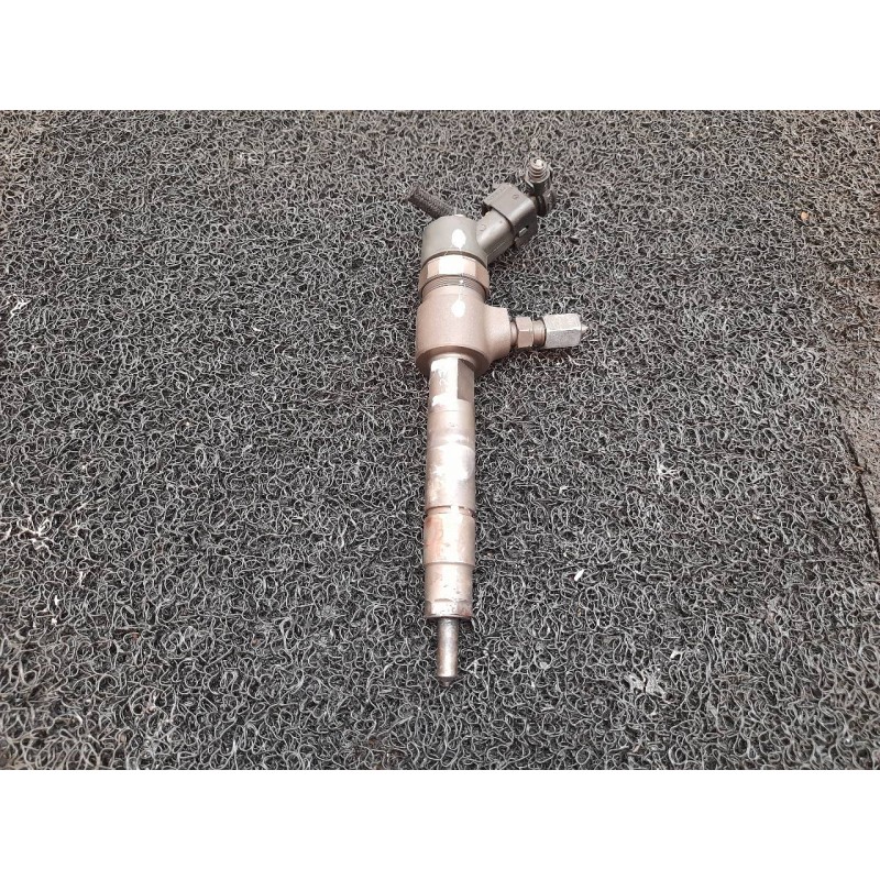 Recambio de inyector para opel zafira b enjoy referencia OEM IAM 0445110165  BOSCH