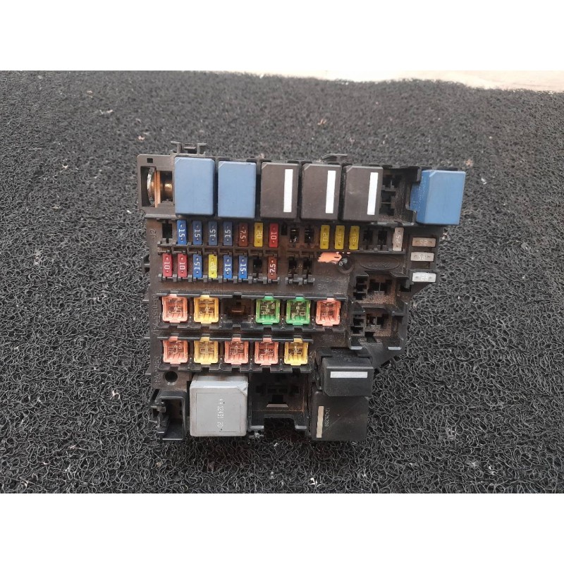 Recambio de caja reles / fusibles para ford b-max titanium referencia OEM IAM AV1T14K012GG 8V5114V144BA 