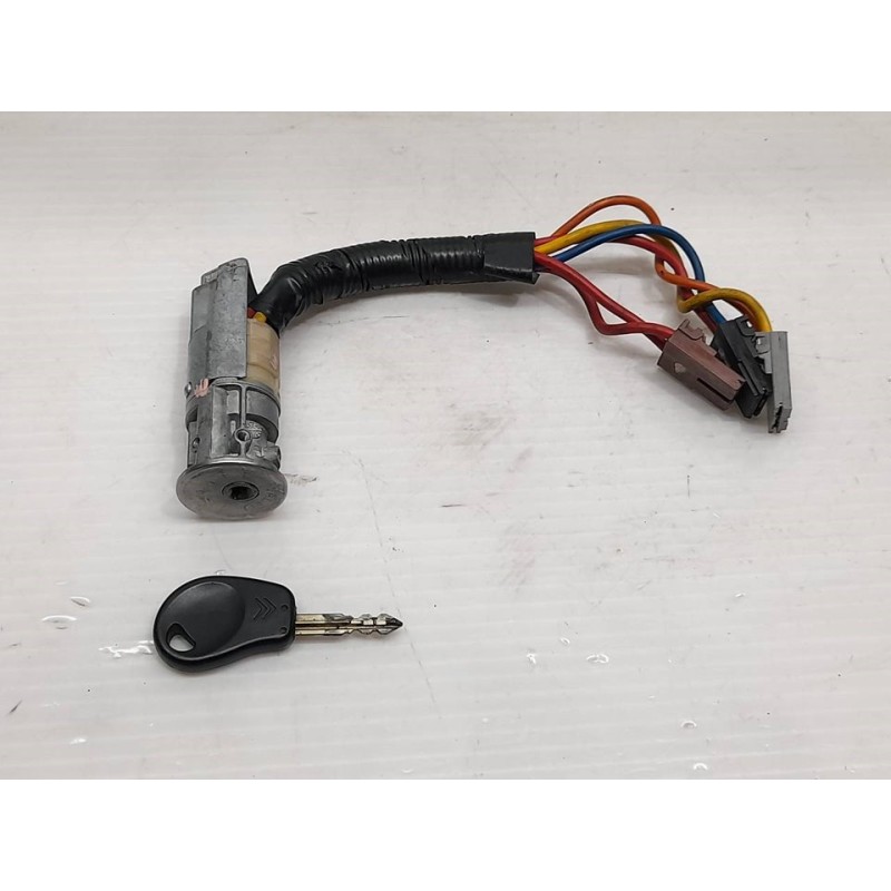 Recambio de antirrobo / llave contacto para citroën xantia berlina 1.9 td exclusive referencia OEM IAM   