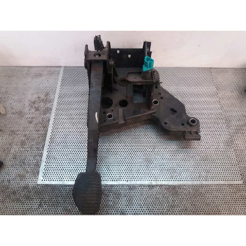 Recambio de pedal embrague para peugeot 407 2.0 16v hdi fap cat (rhr / dw10bted4) referencia OEM IAM 9660185580  