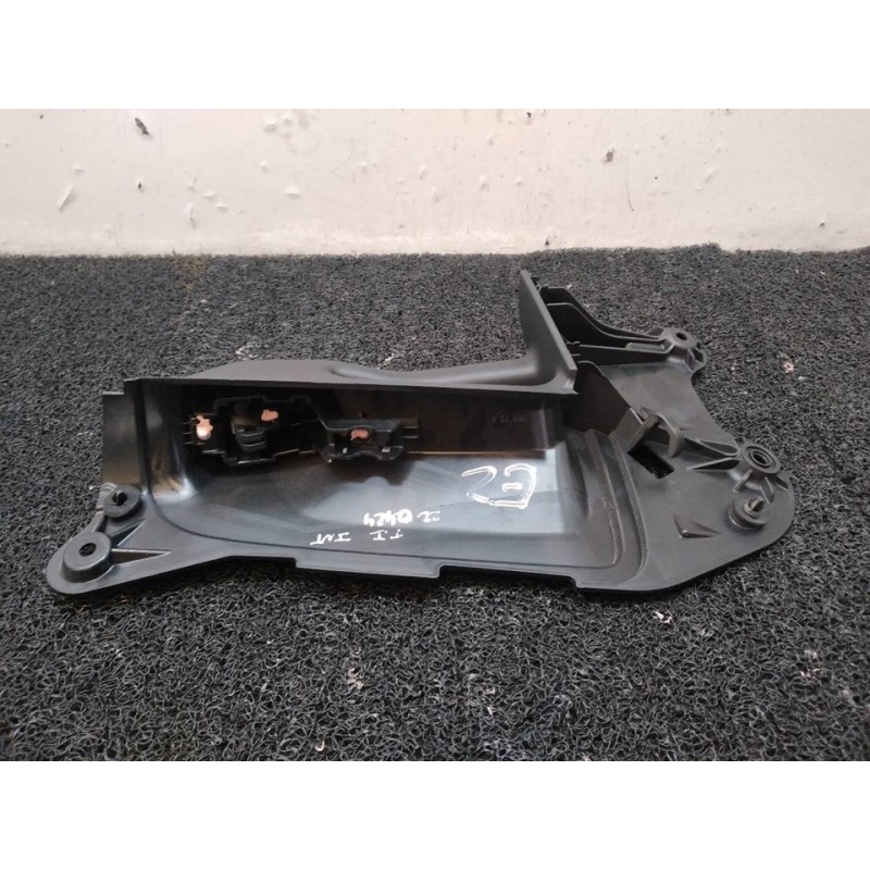 Recambio de maneta interior lateral izquierda para ford b-max titanium referencia OEM IAM AV11R266A63AD - Blanco 2