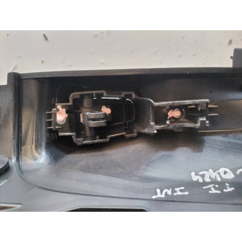 Recambio de maneta interior lateral izquierda para ford b-max titanium referencia OEM IAM AV11R266A63AD - Blanco 3