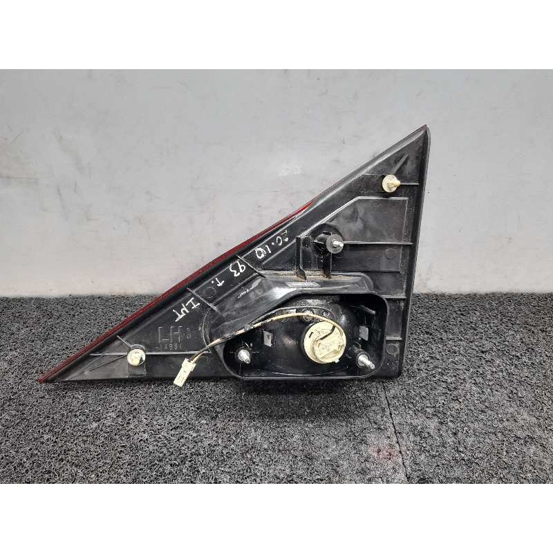 Recambio de piloto trasero izquierdo interior para ssangyong rodius xdi referencia OEM IAM - Negro 2