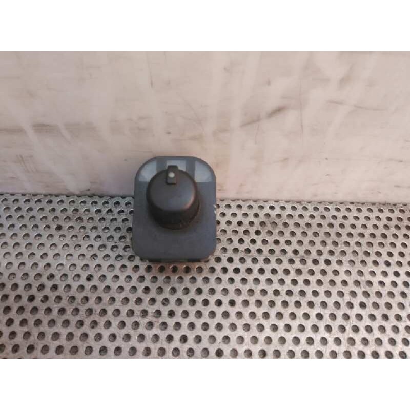Recambio de mando retrovisor para audi a3 (8p) 1.9 tdi referencia OEM IAM 8E0959565  