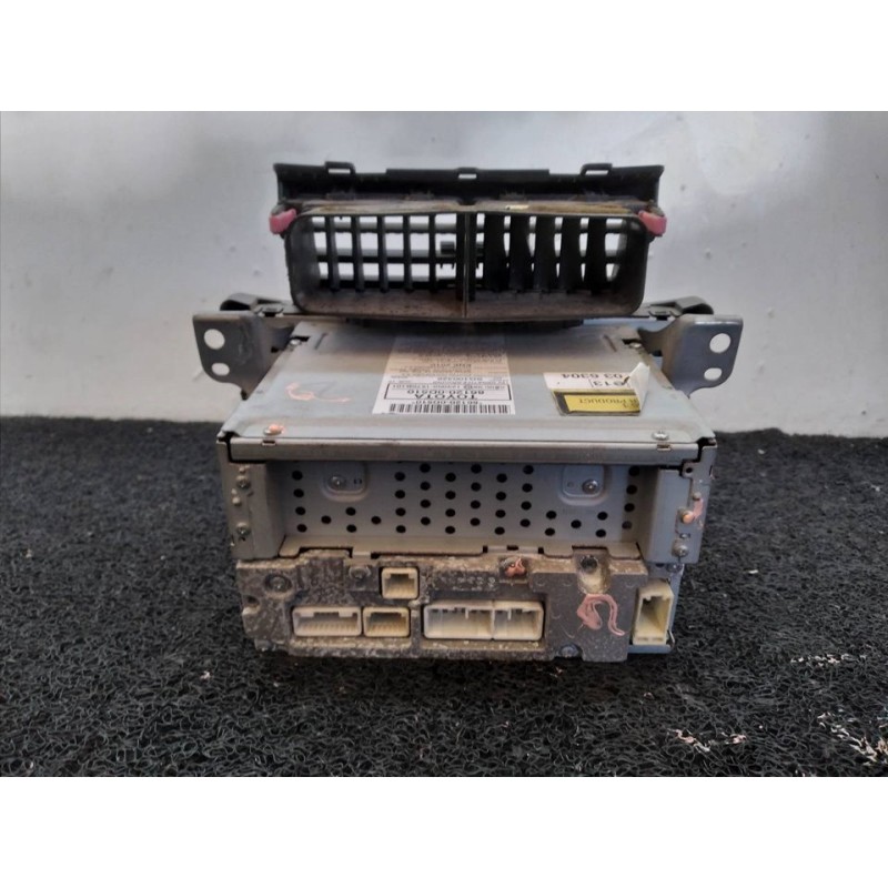 Recambio de sistema audio / radio cd para toyota yaris ts referencia OEM IAM 861200D510 1230001570B101 - Rojo 3