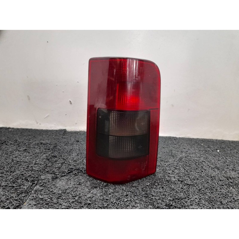 Recambio de piloto trasero izquierdo para peugeot partner (s2) combiespace referencia OEM IAM   