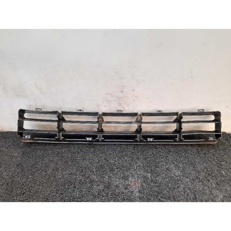 Recambio de rejilla paragolpes central para volkswagen golf iv berlina (1j1) advance referencia OEM IAM 2
