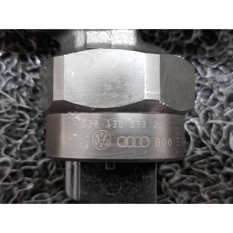 Recambio de inyector para skoda fabia (6y2/6y3) comfort line referencia OEM IAM 0414720015 038130073J BOSCH - Negro 5