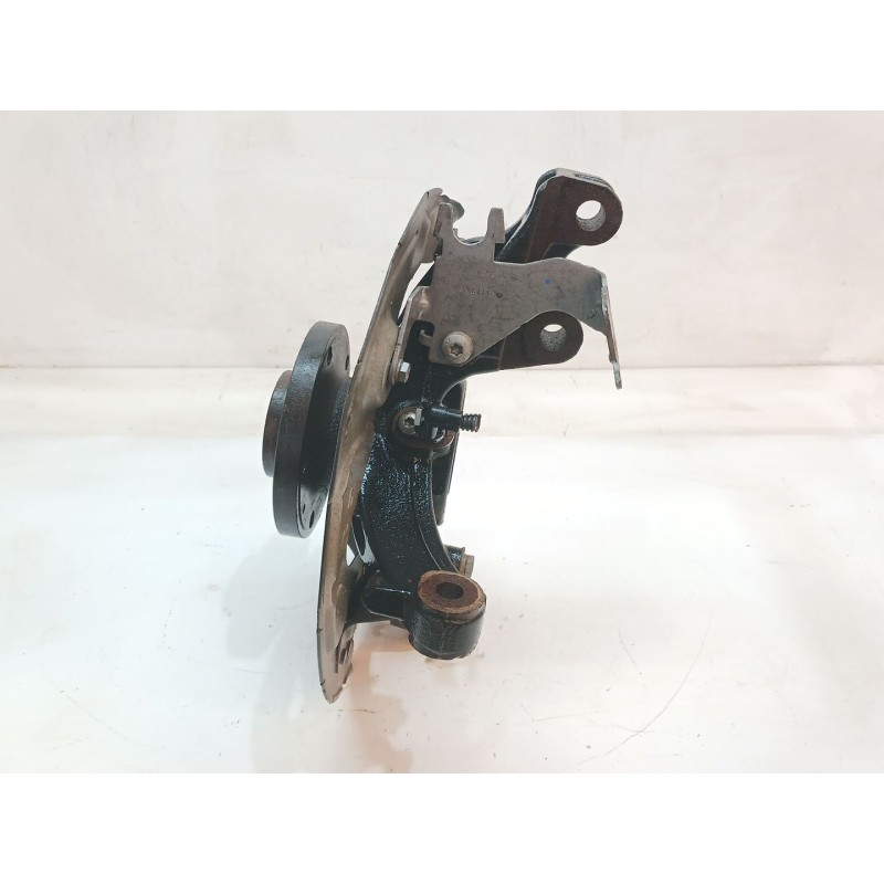 Recambio de mangueta delantera izquierda para peugeot 3008 allure referencia OEM IAM   