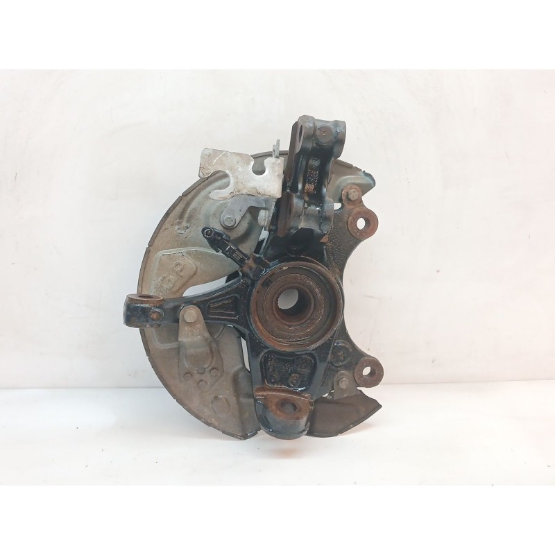 Recambio de mangueta delantera izquierda para peugeot 3008 allure referencia OEM IAM 3
