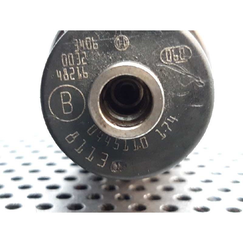 Recambio de inyector para opel astra h berlina elegance referencia OEM IAM 0445110174 4