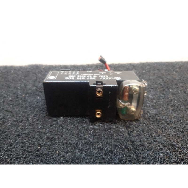 Recambio de centralita de electros para seat alhambra (7v8) se referencia OEM IAM 357919506 898718000 