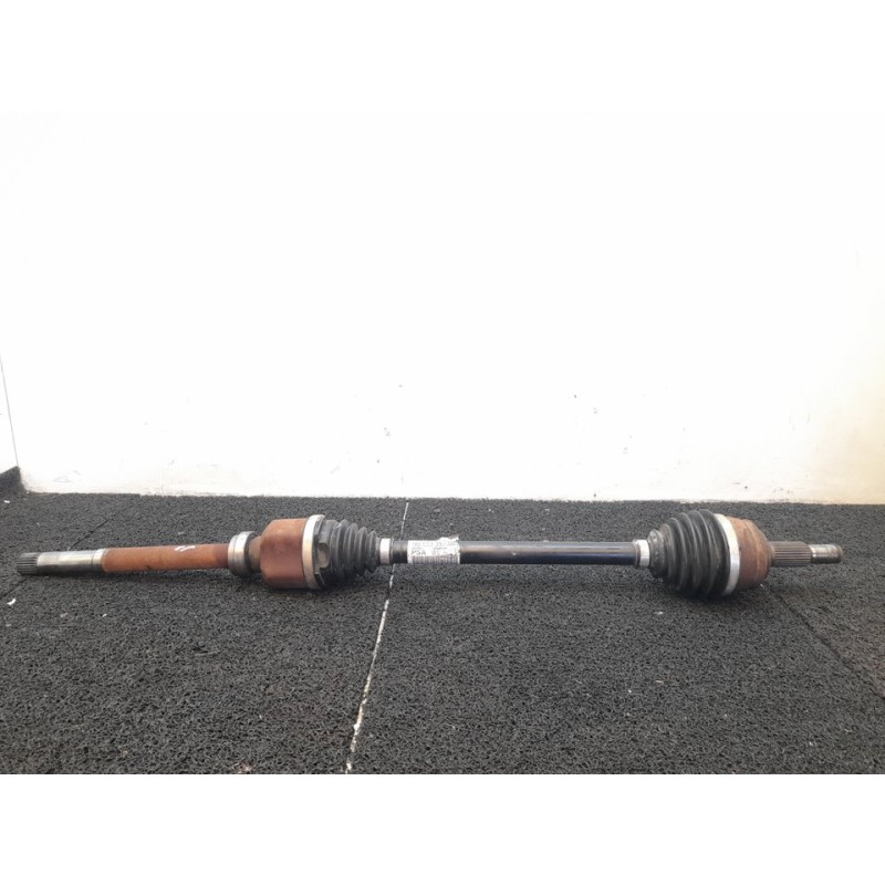 Recambio de transmision delantera derecha para peugeot 3008 allure referencia OEM IAM 9819435780  