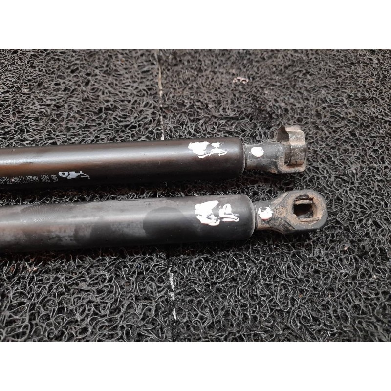 Recambio de amortiguadores maletero / porton para peugeot partner (s2) combiespace referencia OEM IAM - Blanco 2