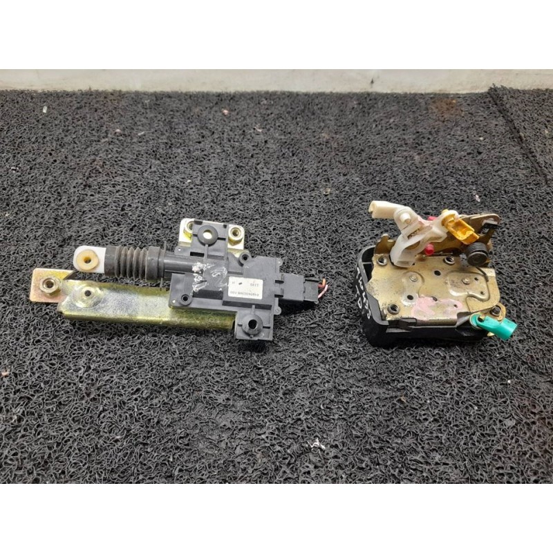 Recambio de cerradura puerta trasera derecha para chrysler pt cruiser (pt) 2.0 limited referencia OEM IAM   