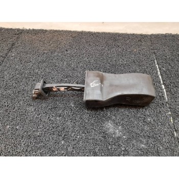 RETENEDOR PUERTA DELANTERA IZQUIERDA 