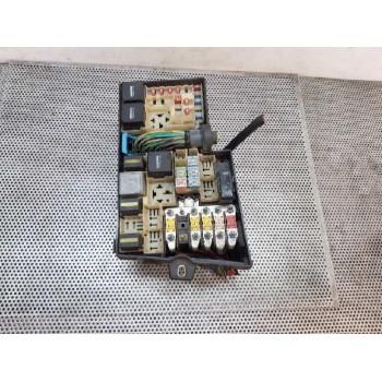 CAJA RELES / FUSIBLES 3M5T14A142AB 3M5T14K733NMG 