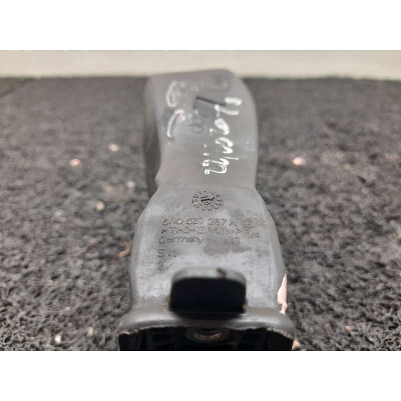 Recambio de retenedor puerta trasera derecha para volkswagen polo (6r1) sport referencia OEM IAM 6R4839249B - Negro 2