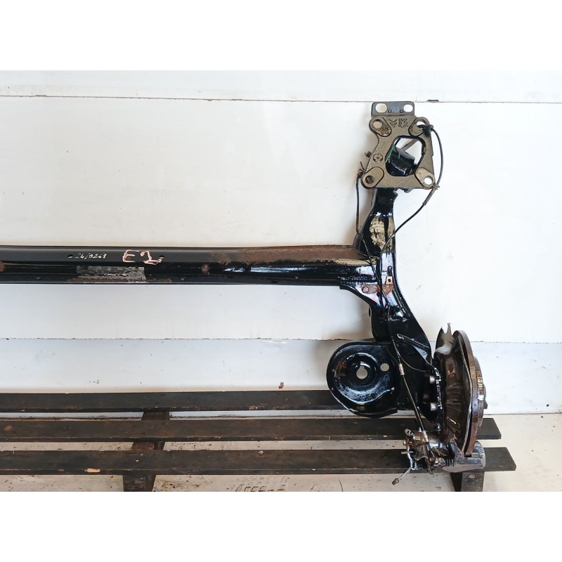 Recambio de puente trasero para peugeot partner kombi active referencia OEM IAM - Blanco 3