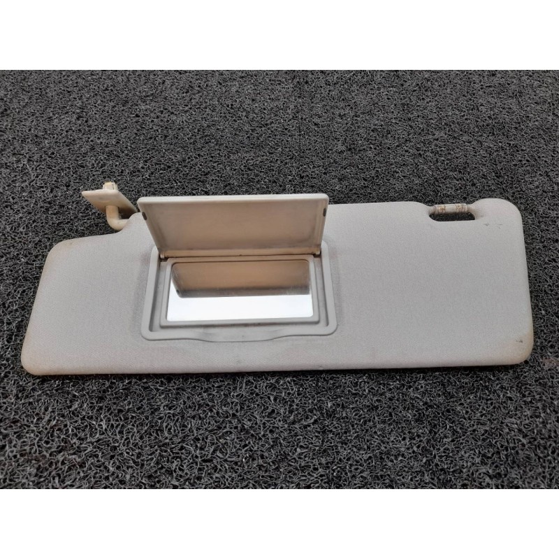 Recambio de parasol izquierdo para mercedes-benz clase c (w202) berlina 250 td (202.128) referencia OEM IAM   