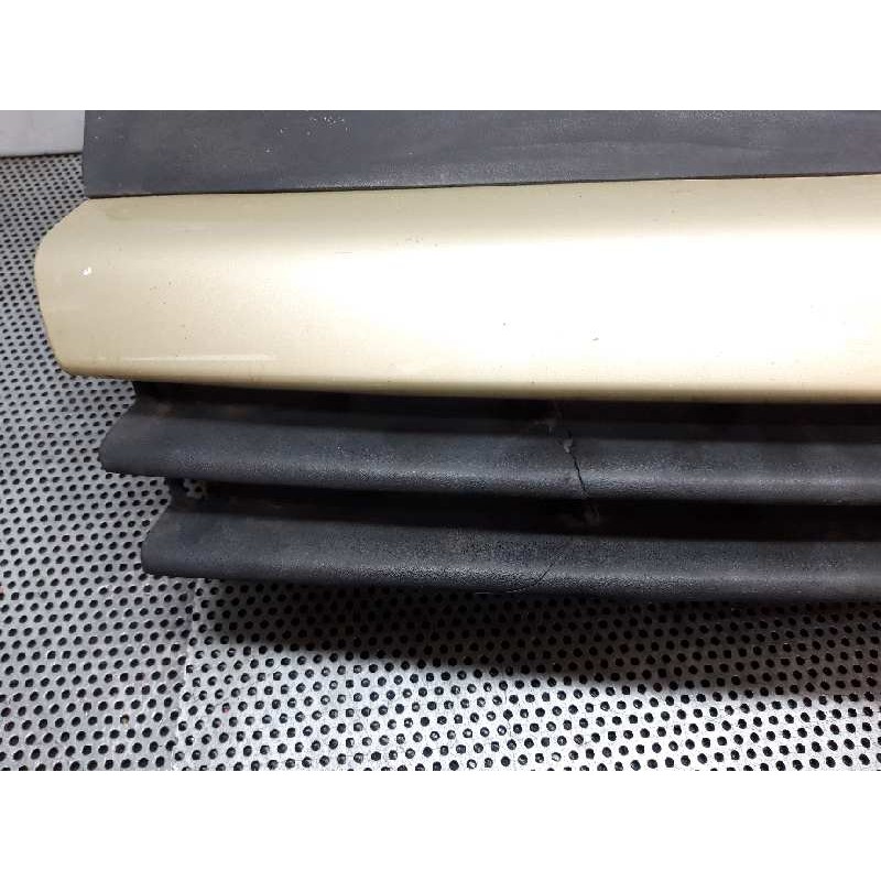 Recambio de rejilla delantera para opel astra h berlina elegance referencia OEM IAM 4