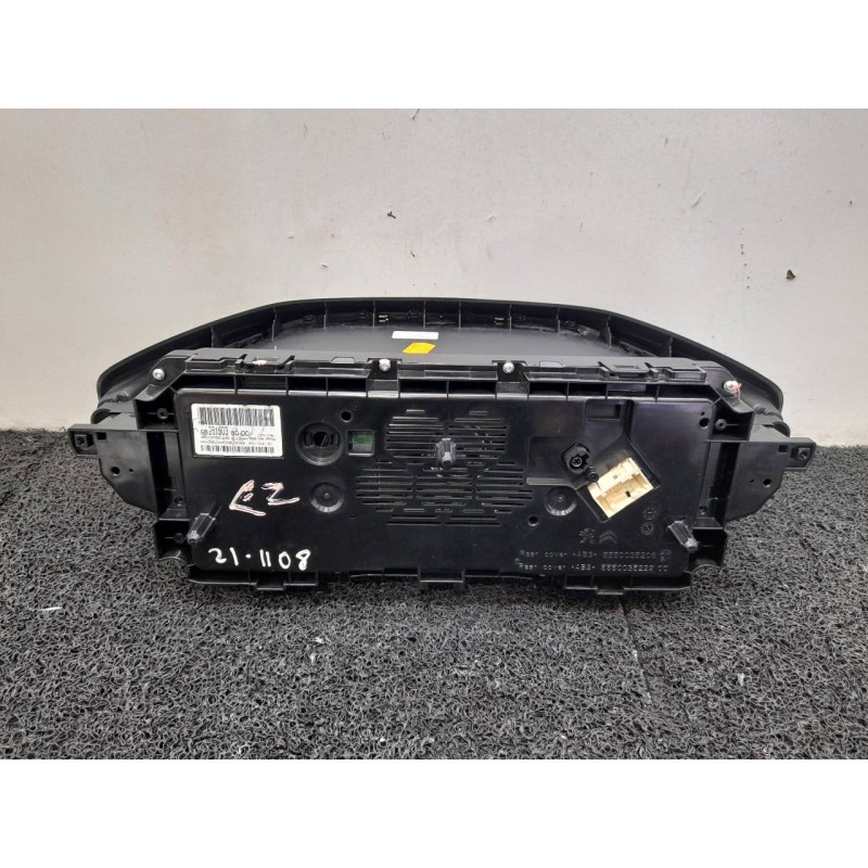 Recambio de cuadro instrumentos para peugeot 3008 allure referencia OEM IAM 9828150380 3
