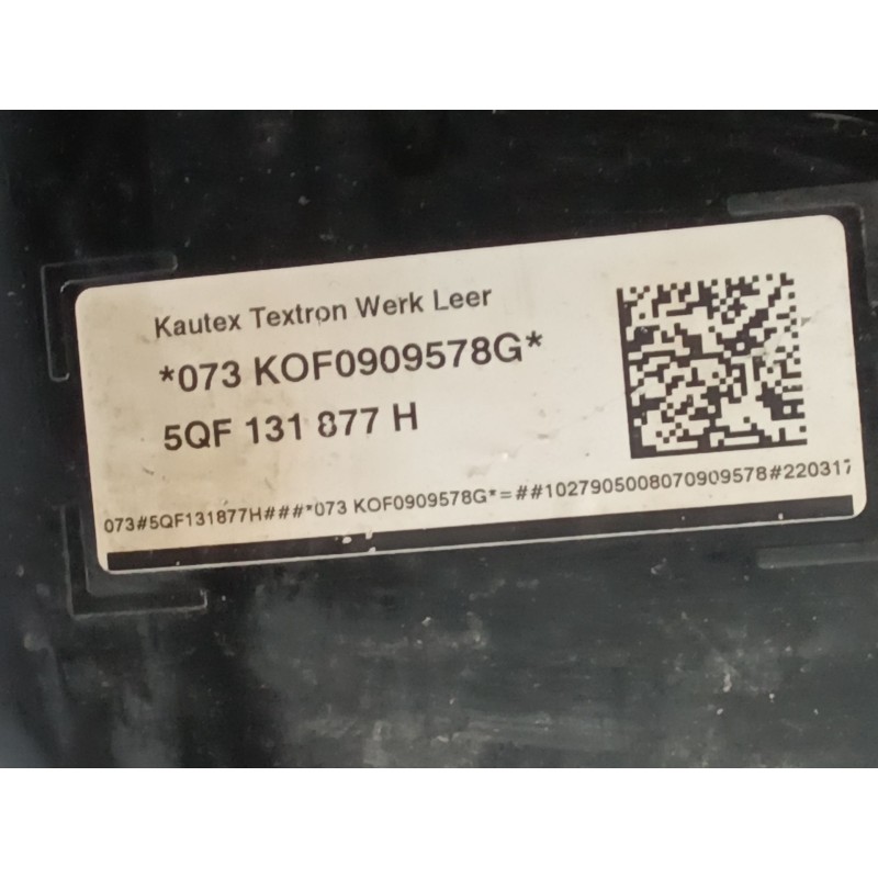 Recambio de deposito adblue para volkswagen tiguan (ad1, ax1) 2.0 tdi referencia OEM IAM 5QF131877H - Rojo 2