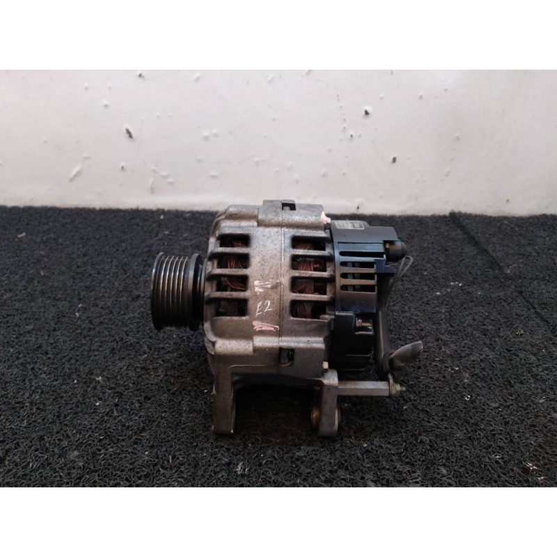 Recambio de alternador para volkswagen golf iv berlina (1j1) highline referencia OEM IAM 030903023J  VALEO