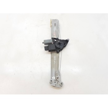 ELEVALUNAS DELANTERO IZQUIERDO 0130824271 98820P1M21 