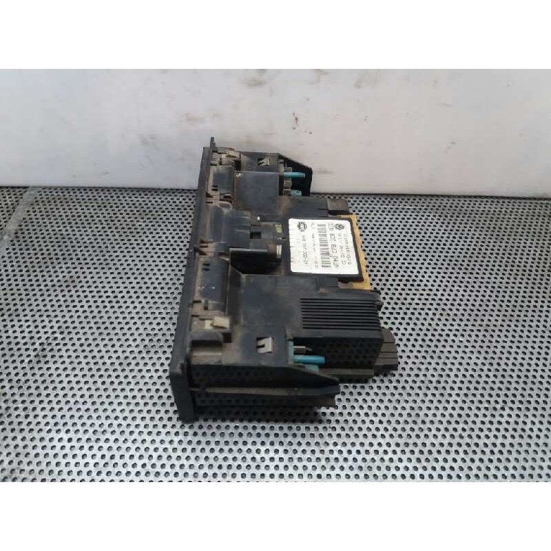 Recambio de mando climatizador para audi a4 avant (b5) 2.5 v6 24v tdi referencia OEM IAM 8D0820043N 5HB00790804 HELLA - Gris 3