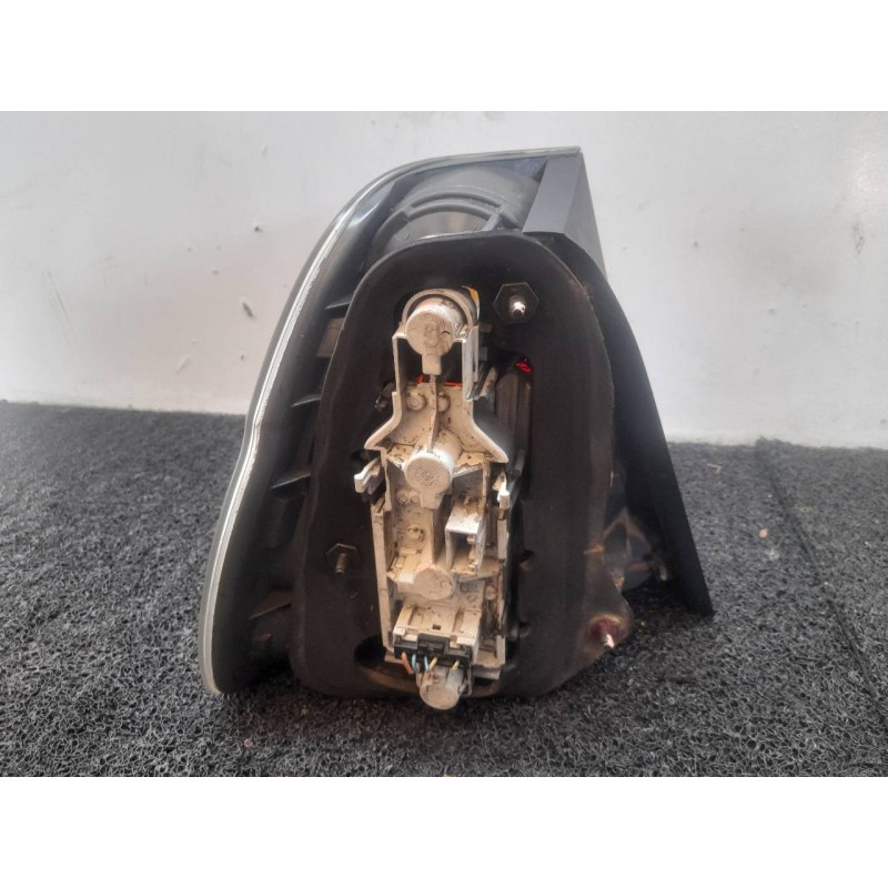 Recambio de piloto trasero derecho para bmw serie 3 compact (e46) 320td referencia OEM IAM - Negro 3