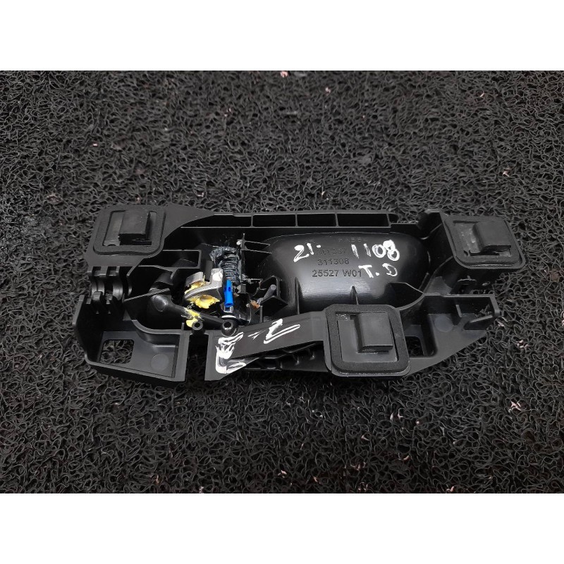 Recambio de maneta interior trasera derecha para peugeot 3008 allure referencia OEM IAM 98201552W 3