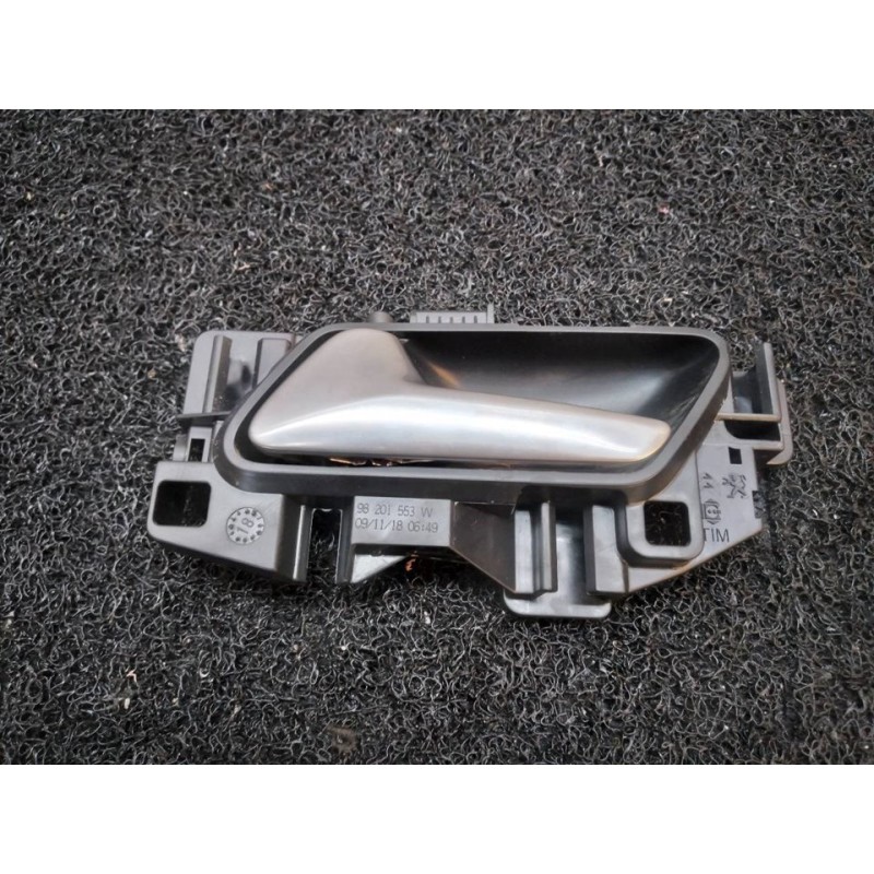 Recambio de maneta interior trasera izquierda para peugeot 3008 allure referencia OEM IAM 98201553W  