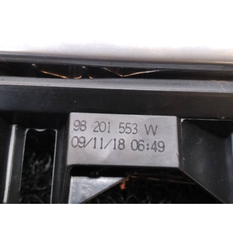 Recambio de maneta interior trasera izquierda para peugeot 3008 allure referencia OEM IAM 98201553W 3