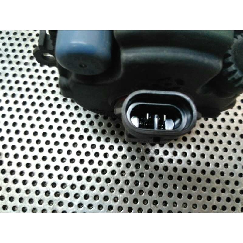 Recambio de faro antiniebla derecho para ford focus lim. (cb4) titanium referencia OEM IAM - Blanco 2