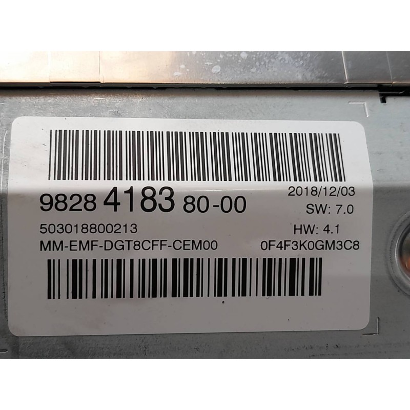 Recambio de sistema navegacion gps para peugeot 3008 allure referencia OEM IAM 9828418380 503018800213 3