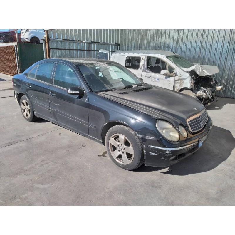 mercedes-benz clase e (w211) berlina del año 2007