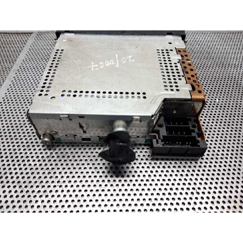 Recambio de sistema audio / radio cd para peugeot 206 berlina xs clim referencia OEM IAM 96545978XT - Negro 3