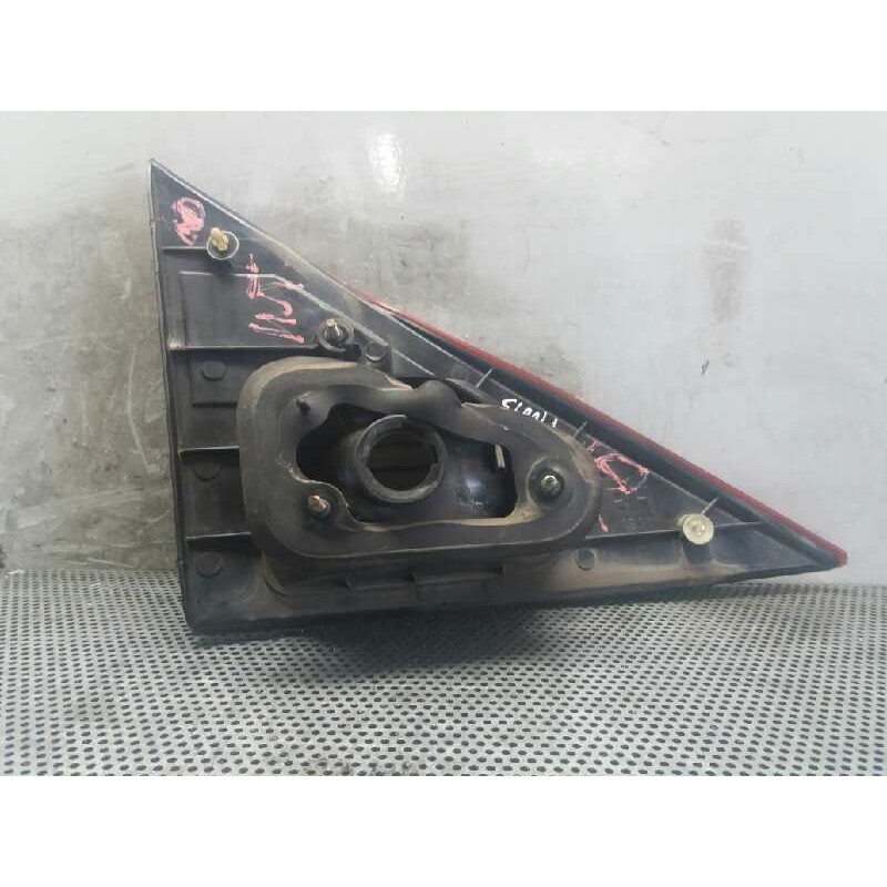 Recambio de piloto trasero derecho interior para ssangyong rodius xdi limited awd referencia OEM IAM - Negro 2
