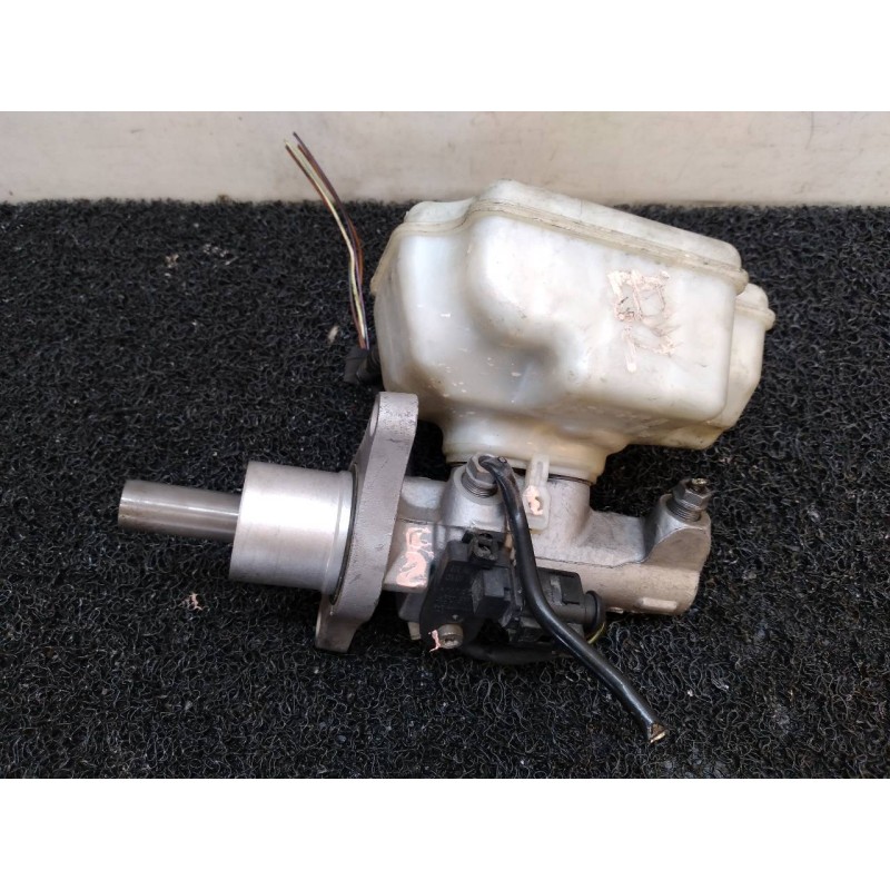 Recambio de bomba freno para volkswagen golf vi (5k1) advance referencia OEM IAM 264W9 - Blanco 5