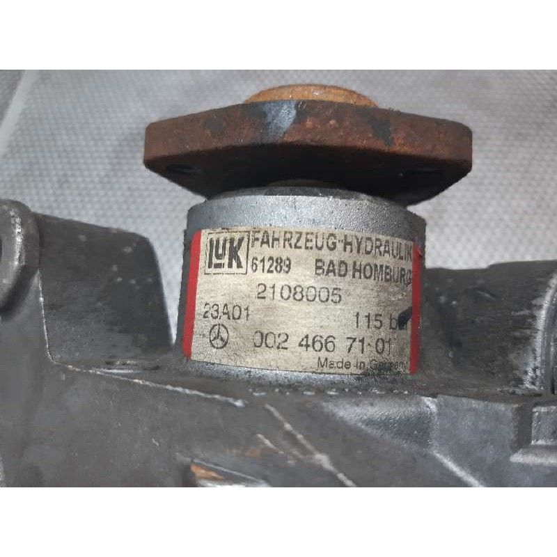 Recambio de bomba direccion para mercedes-benz clase e (w210) berlina diesel 320 cdi (210.026) referencia OEM IAM 0024667101 210 2