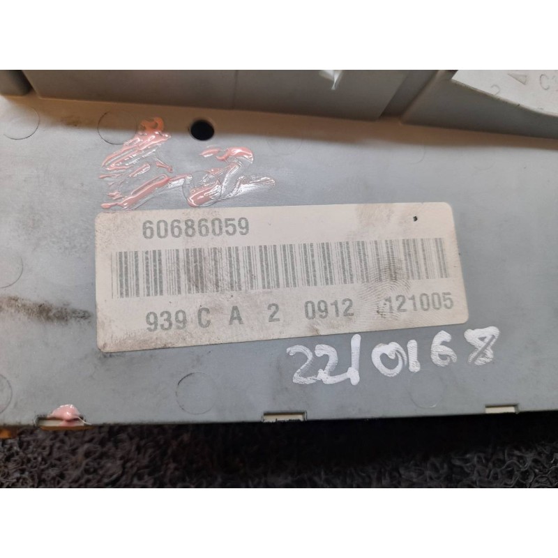 Recambio de caja reles / fusibles para alfa romeo brera (177) 2.2 jts 16v selective sky view referencia OEM IAM 60694593 5012027 3