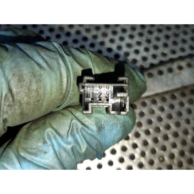 Recambio de base de antena para citroën xsara berlina 1.9 d sx referencia OEM IAM - Gris 2