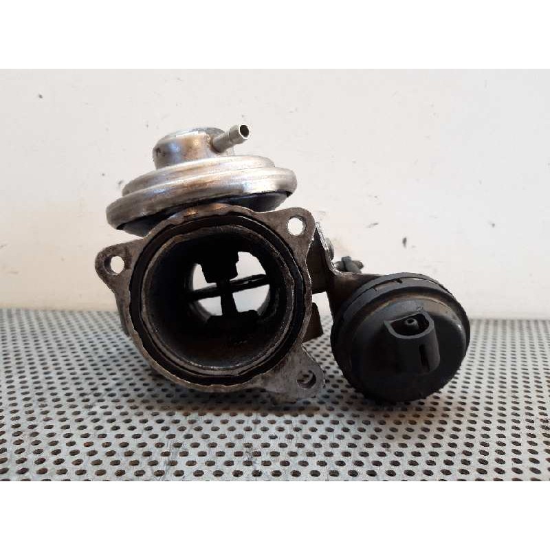 Recambio de valvula egr para volkswagen polo (9n1) highline referencia OEM IAM 038129637B - Gris 5