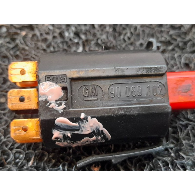 Recambio de warning para opel kadett d sr berlina referencia OEM IAM 90069102 2