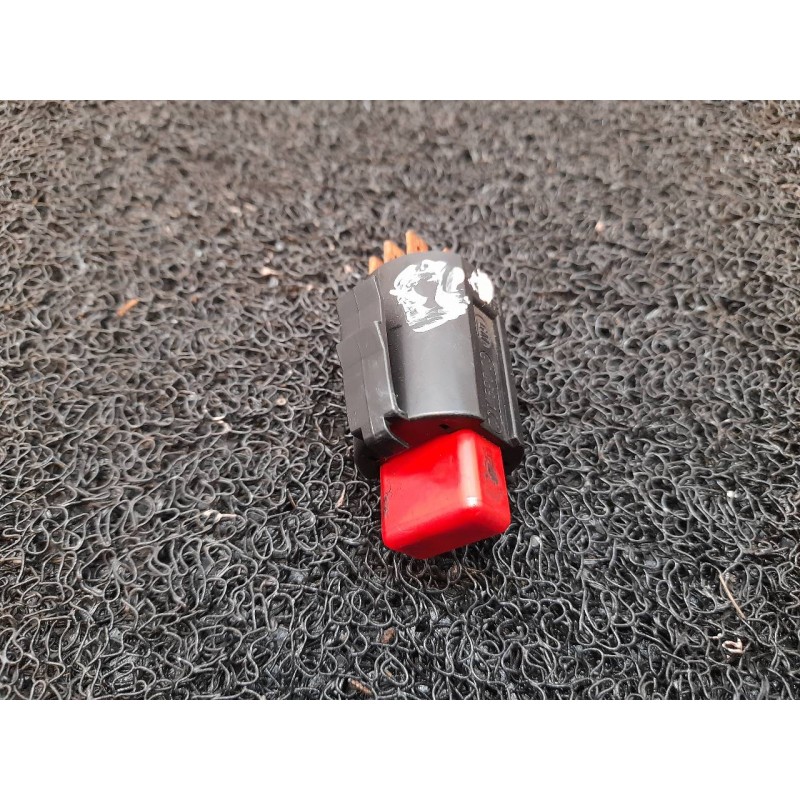 Recambio de warning para opel kadett d sr berlina referencia OEM IAM 90069102 4