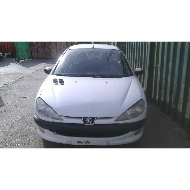 peugeot 206 berlina del año 1999