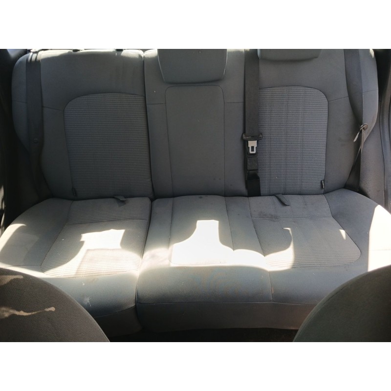 Recambio de asiento trasero para fiat linea (110) dynamic referencia OEM IAM 2